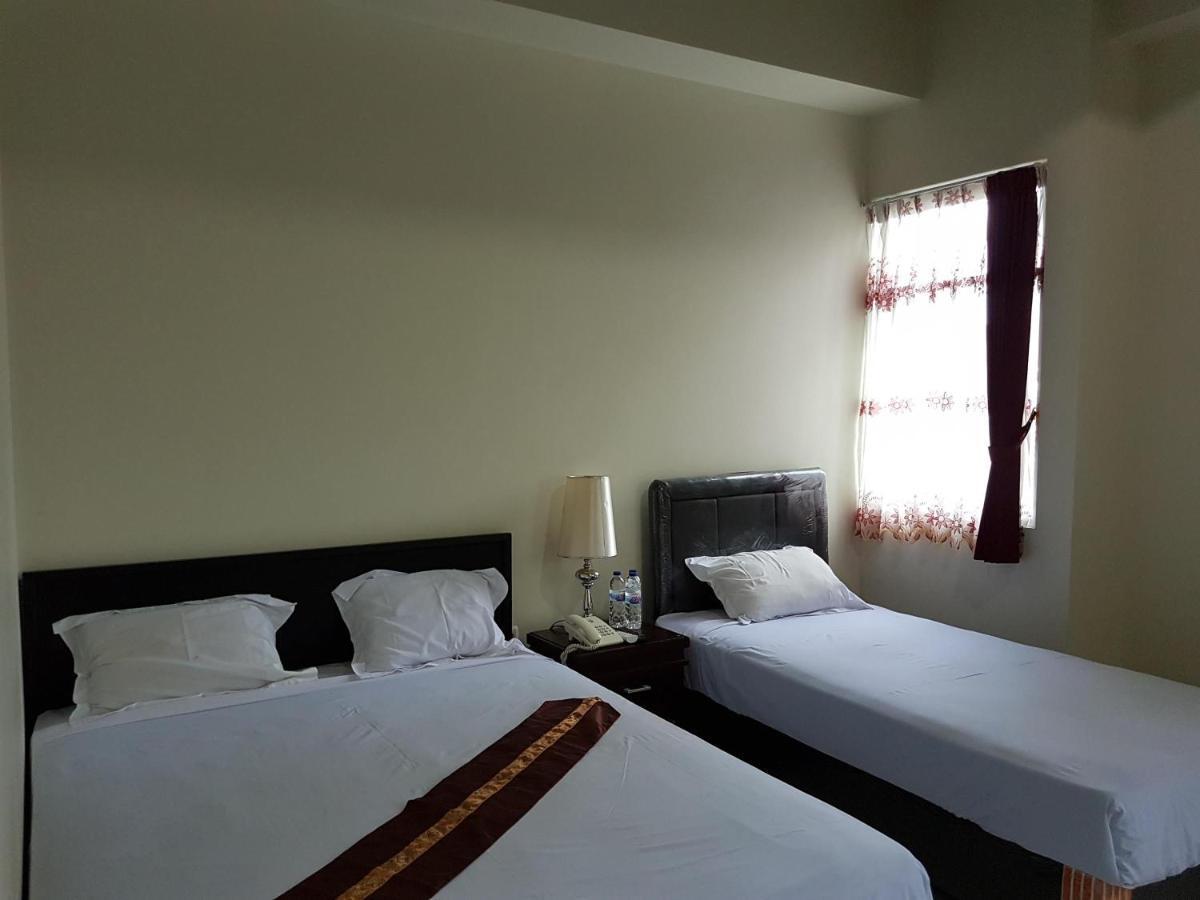 Ning Ed-Hotel Malang Habitación foto